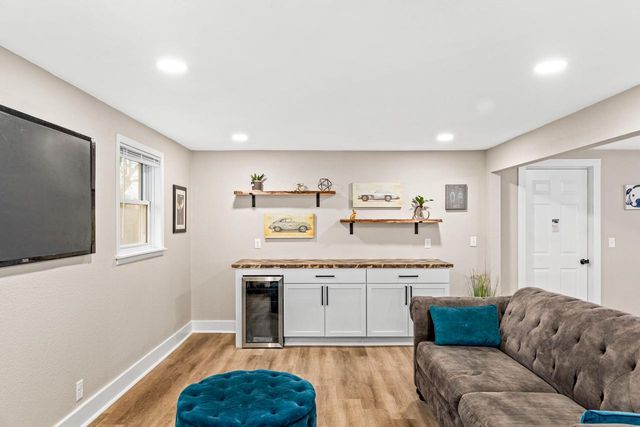 N85W12940 Renee DRIVE, Menomonee Falls, WI 53051