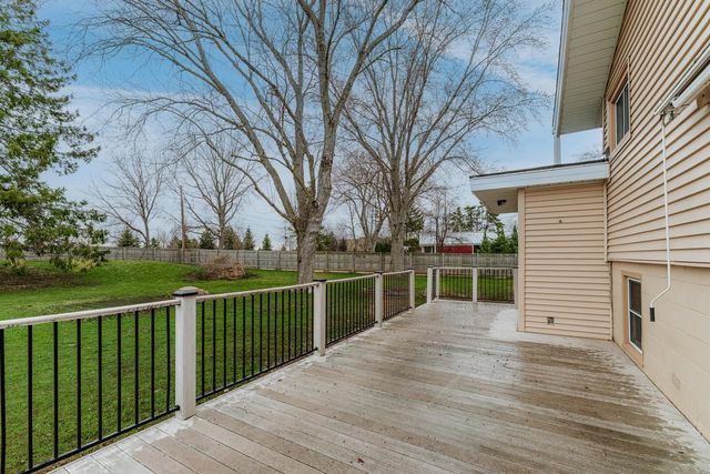 N85W12940 Renee DRIVE, Menomonee Falls, WI 53051