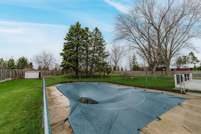 N85W12940 Renee DRIVE, Menomonee Falls, WI 53051