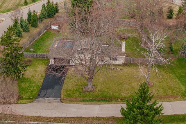 N85W12940 Renee DRIVE, Menomonee Falls, WI 53051