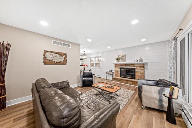 N85W12940 Renee DRIVE, Menomonee Falls, WI 53051