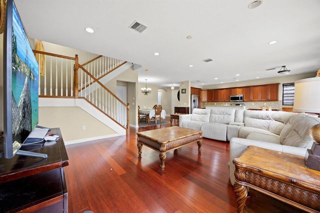 9049 Dupont Place, Wellington, FL 33414