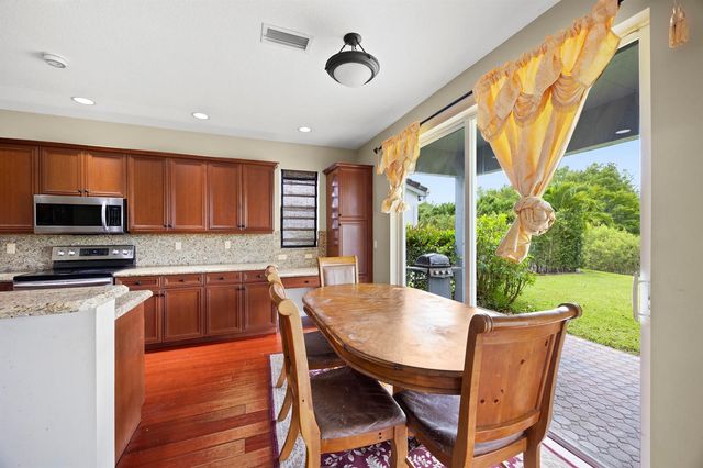 9049 Dupont Place, Wellington, FL 33414