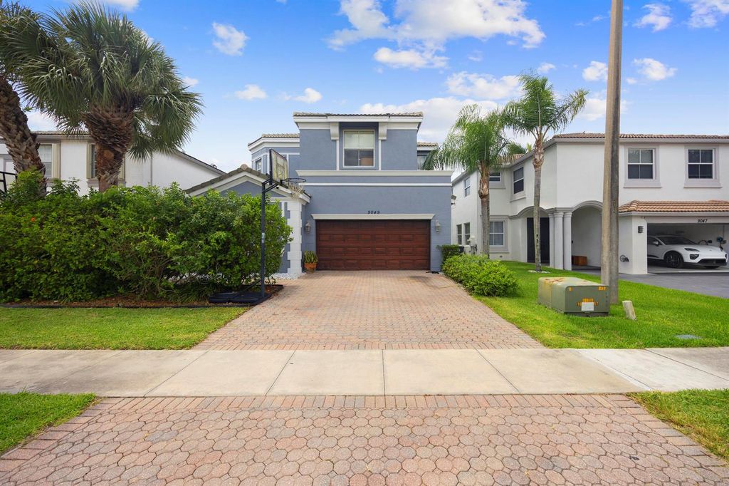 9049 Dupont Place, Wellington, FL 33414