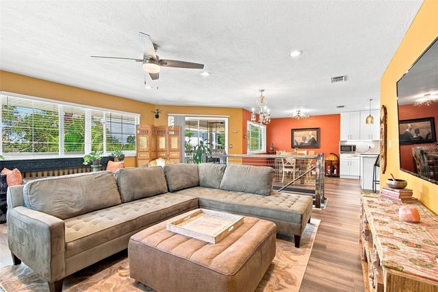389 GEORGIA AVENUE, Crystal Beach, FL 34681
