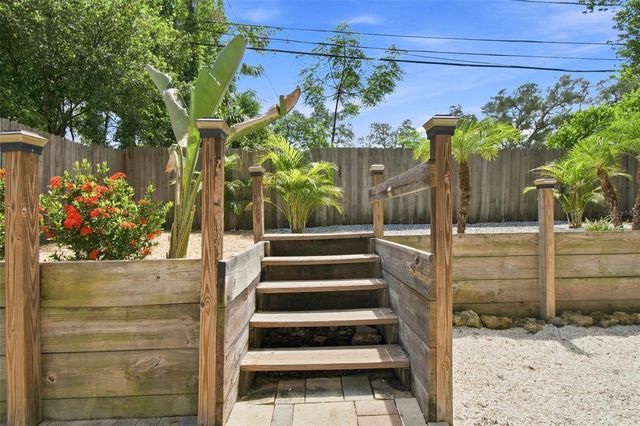 389 GEORGIA AVENUE, Crystal Beach, FL 34681