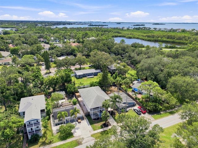 389 GEORGIA AVENUE, Crystal Beach, FL 34681