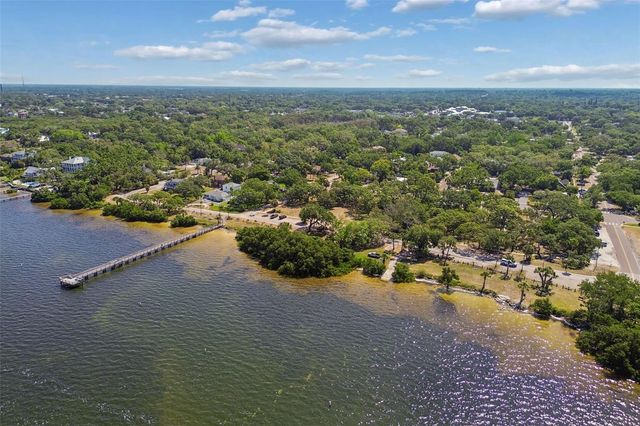 389 GEORGIA AVENUE, Crystal Beach, FL 34681