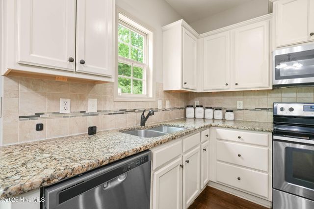 317 Chamberlain Drive, Clayton, NC 27527
