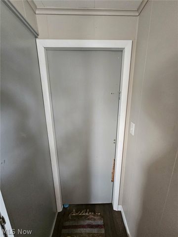 1305 Eastport Avenue, Uhrichsville, OH 44683