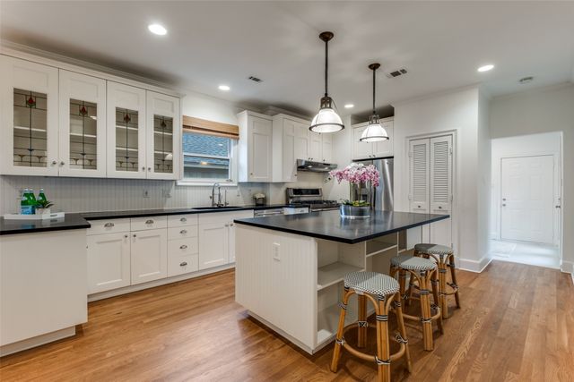 5715 Ellsworth Avenue, Dallas, TX 75206