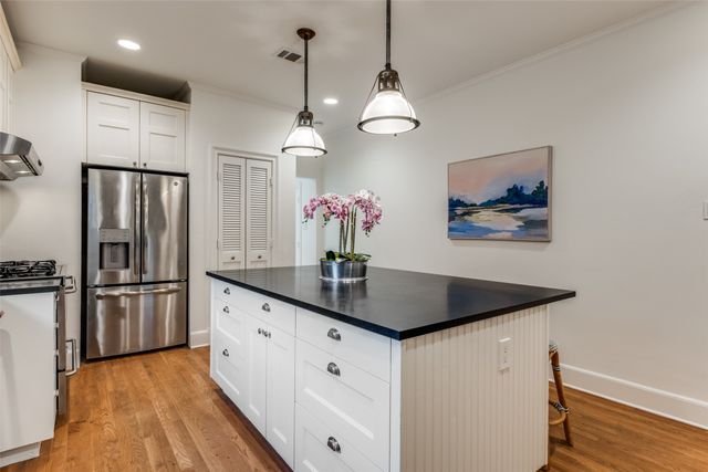 5715 Ellsworth Avenue, Dallas, TX 75206