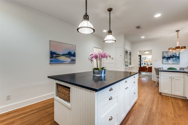 5715 Ellsworth Avenue, Dallas, TX 75206