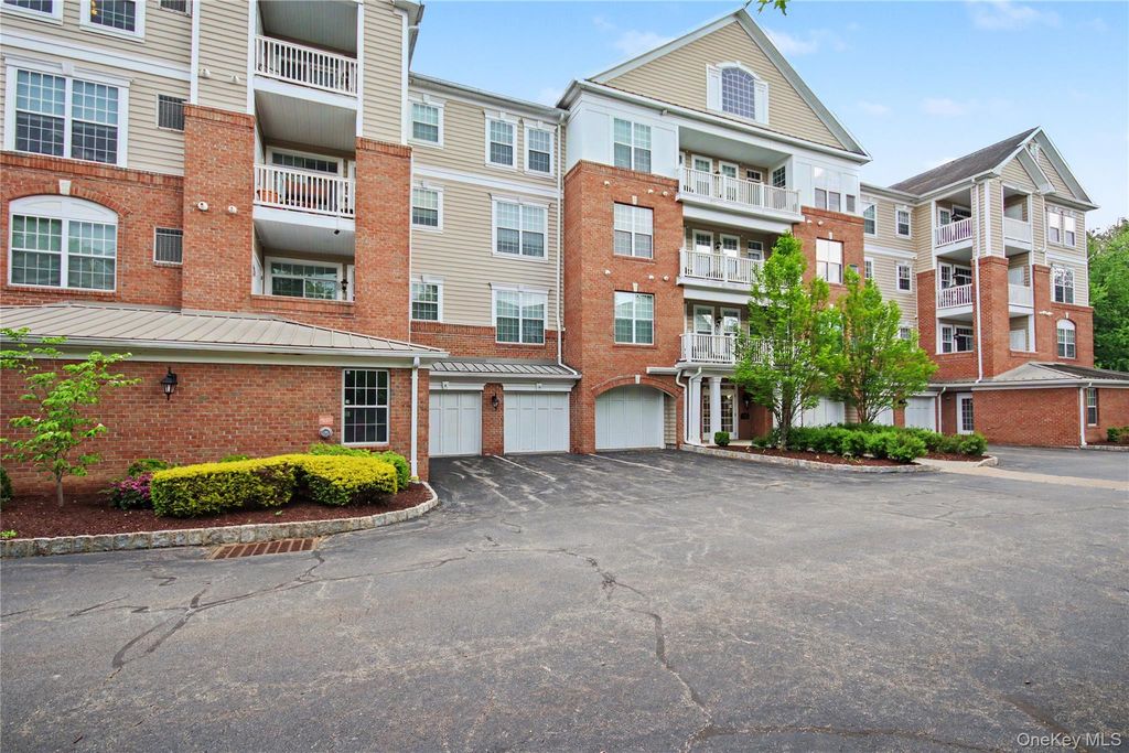541 Regency Drive, Fishkill, NY 12524