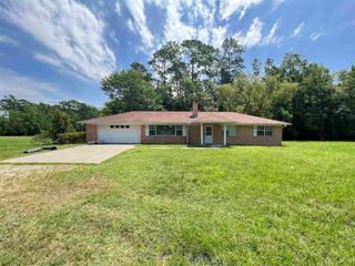 768 S Main Street, Lumberton, TX 77657