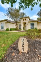 224 NEAL DR, Liberty Hill, TX 78642