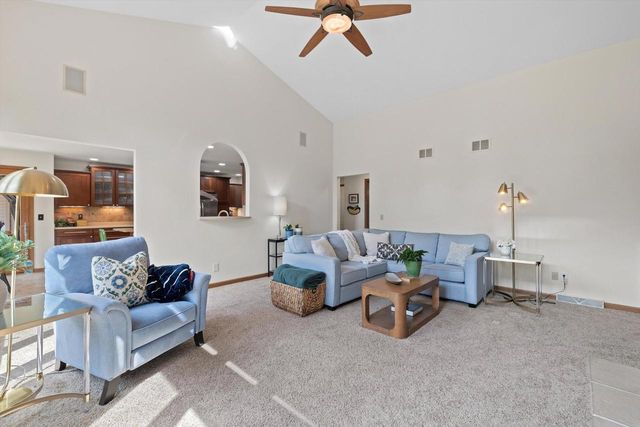 8821 Shadowood TRAIL, Mount Pleasant, WI 53406