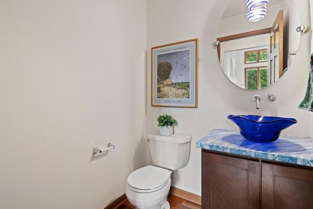 8821 Shadowood TRAIL, Mount Pleasant, WI 53406