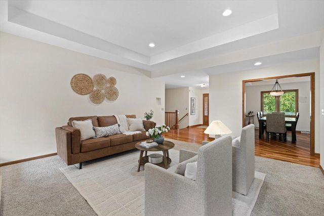 8821 Shadowood TRAIL, Mount Pleasant, WI 53406