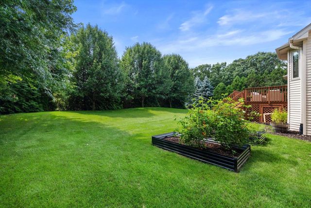 8821 Shadowood TRAIL, Mount Pleasant, WI 53406
