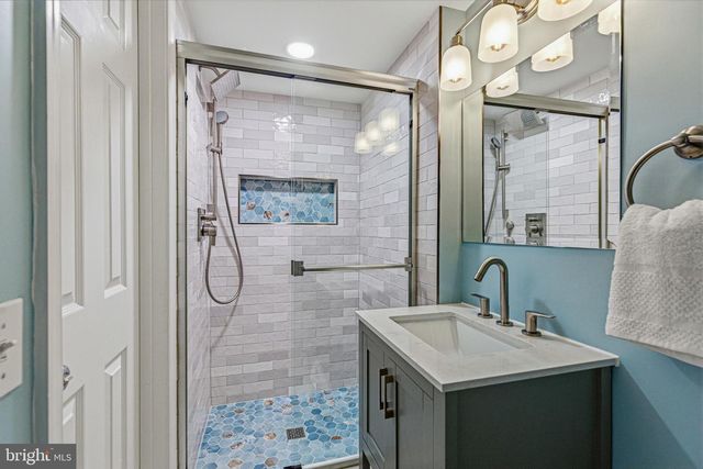 4600 4TH RD N, Arlington, VA 22203