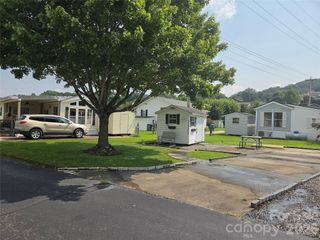39 Polka Lane, Waynesville, NC 28785