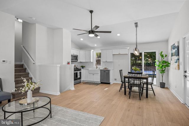 219 SOMERSET RD, Woodbury, NJ 08096