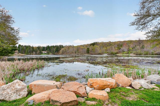 21 Kent Lake Avenue, Carmel, NY 10512