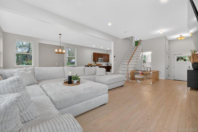 21 Kent Lake Avenue, Carmel, NY 10512