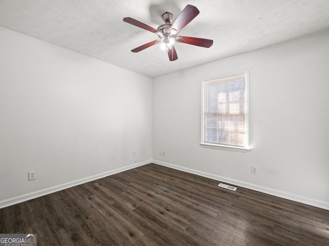 4416 Cary Drive, Snellville, GA 30039