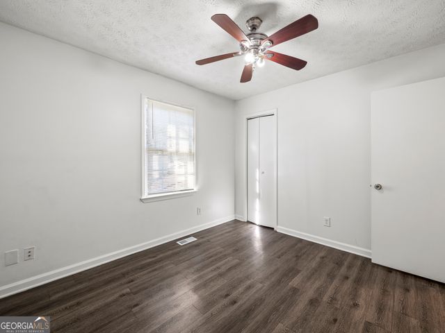 4416 Cary Drive, Snellville, GA 30039