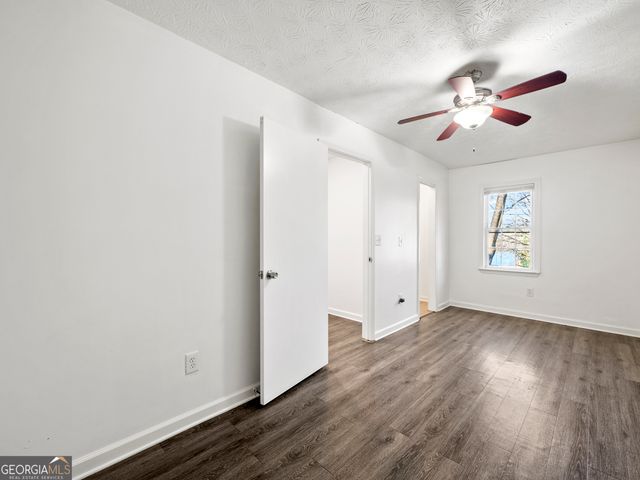 4416 Cary Drive, Snellville, GA 30039