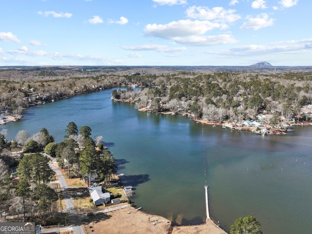 4416 Cary Drive, Snellville, GA 30039