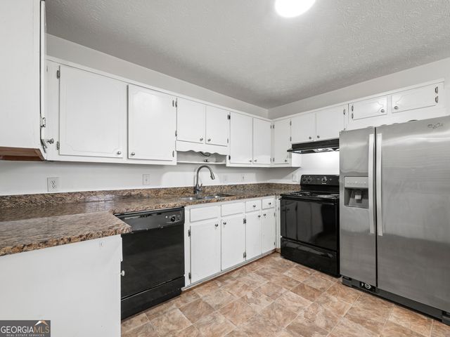 4416 Cary Drive, Snellville, GA 30039