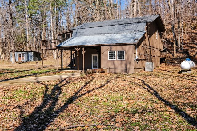 2650 Pretty Creek Rd, Nunnelly, TN 37137