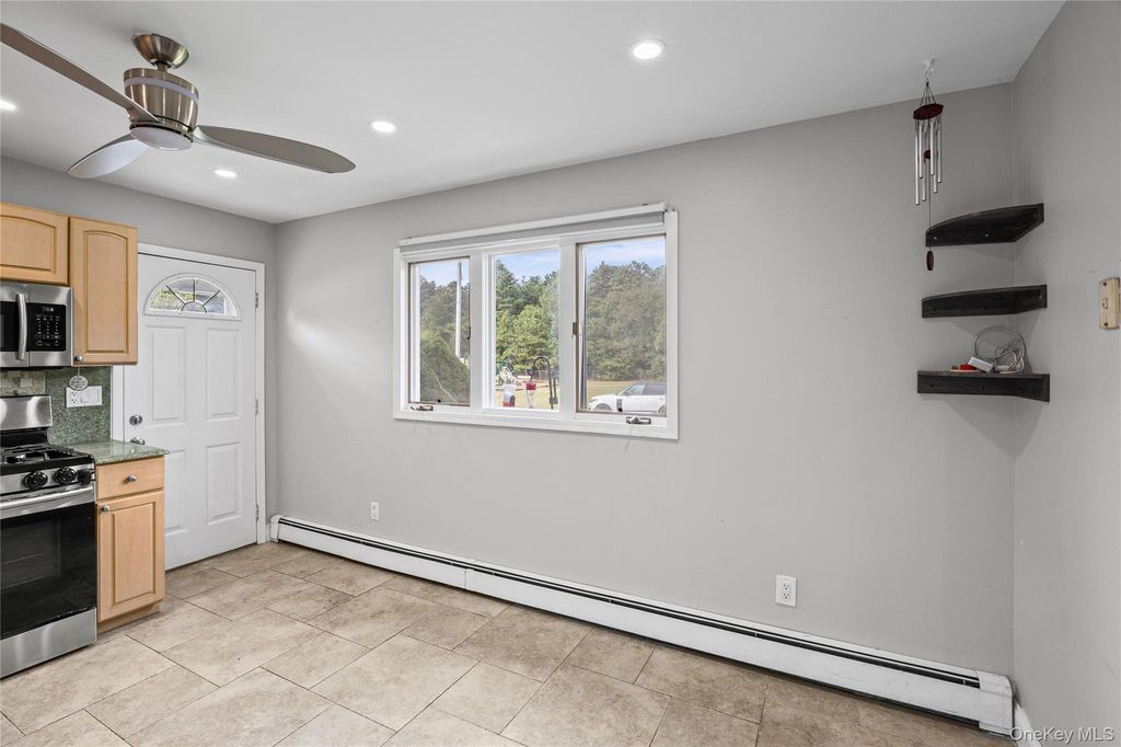 78 Circle Drive N, Patchogue, NY 11772 — photo 5