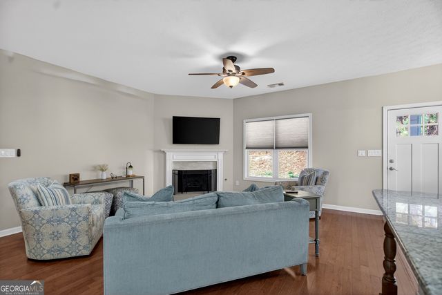 102 Beech Creek Drive, Lagrange, GA 30240