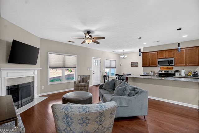 102 Beech Creek Drive, Lagrange, GA 30240