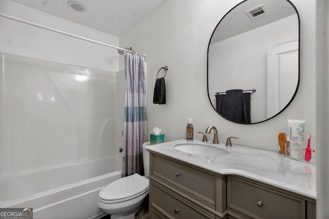 102 Beech Creek Drive, Lagrange, GA 30240