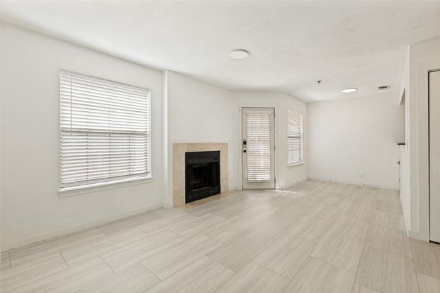 3901 Travis Street 102, Dallas, TX 75204
