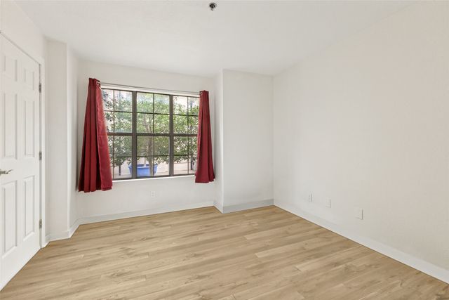3901 Travis Street 102, Dallas, TX 75204