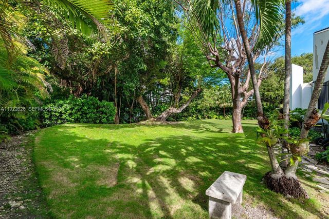 7000 Robles St, Coral Gables, FL 33143