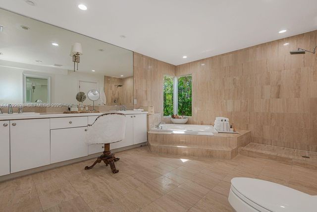 7000 Robles St, Coral Gables, FL 33143