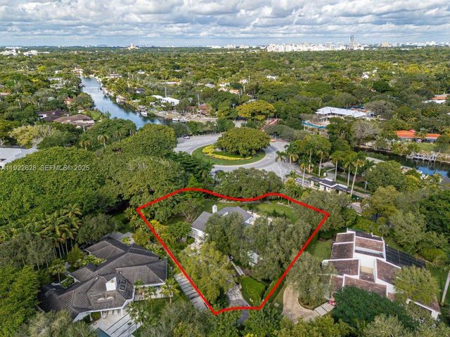 7000 Robles St, Coral Gables, FL 33143