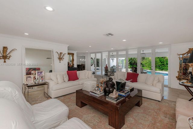 7000 Robles St, Coral Gables, FL 33143