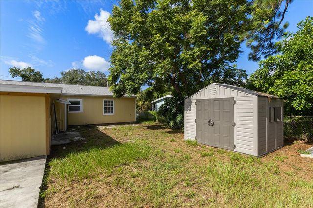 320 E ALTHEA AVENUE, Tampa, FL 33612