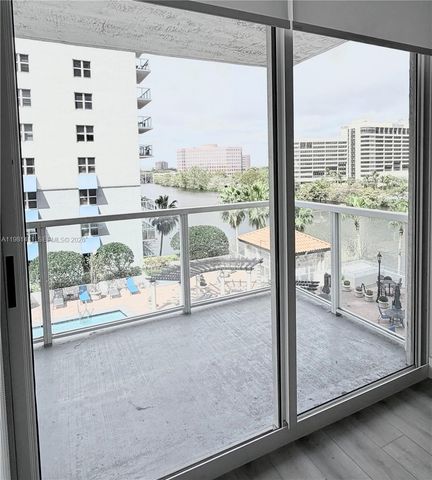 5077 NW 7th St 706, Miami, FL 33126