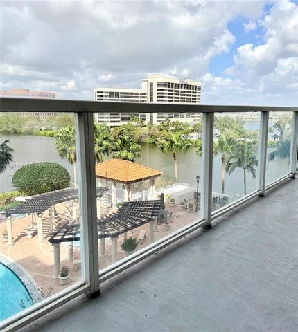 5077 NW 7th St 706, Miami, FL 33126