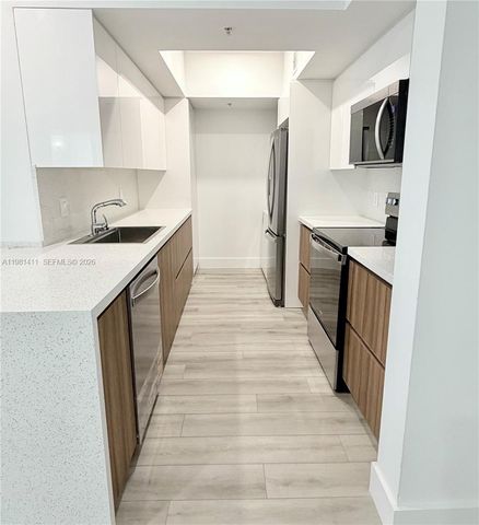 5077 NW 7th St 706, Miami, FL 33126