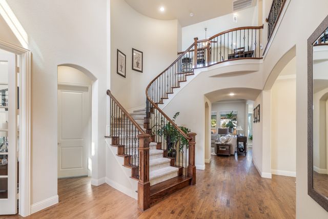 1121 Prairie Ridge Lane, Arlington, TX 76005